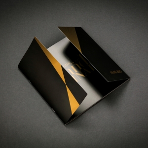L&rsquo;Or&eacute;al gate fold brochure - Digital Print